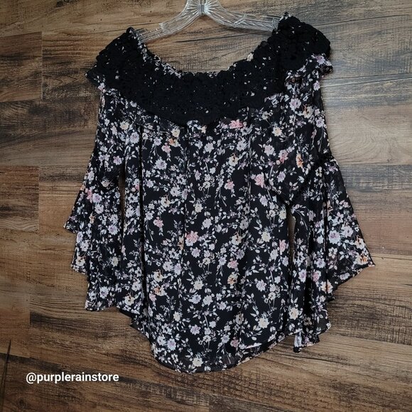 WHBM Floral Chiffon Ruffle Crochet Lace Top 1X Sheer Flutter Sleeve Ethereal - Picture 2 of 14